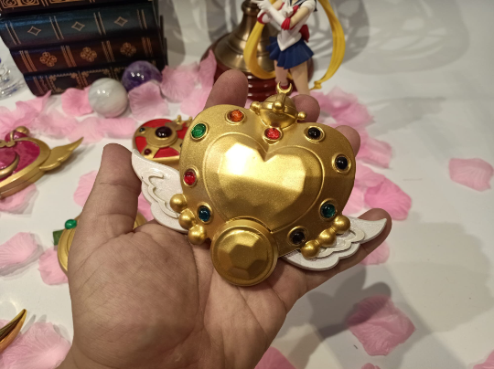Eternal Moon Article Brooch Replica