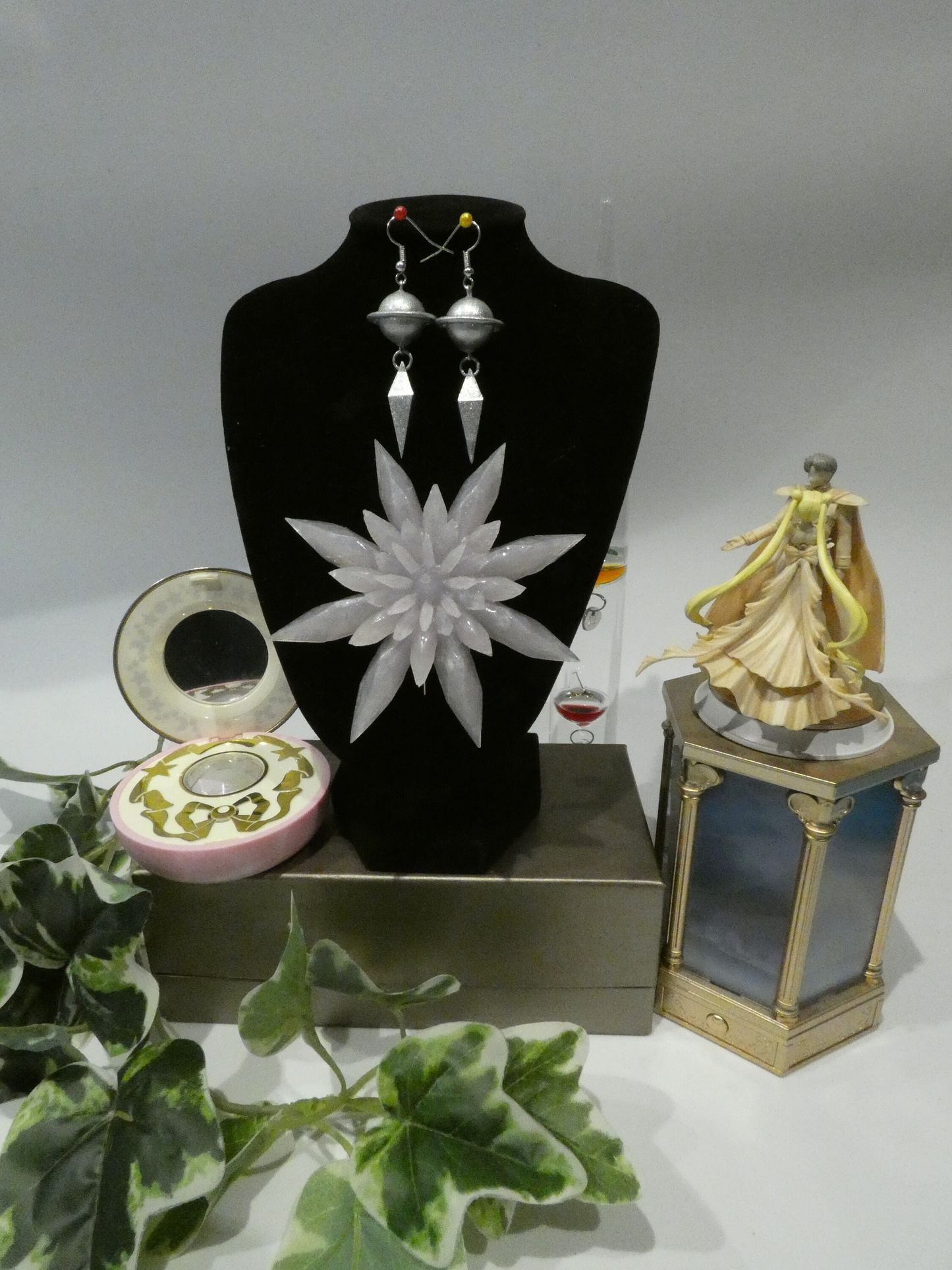 Replica Sailor Saturn Crystal Brooch Earrings