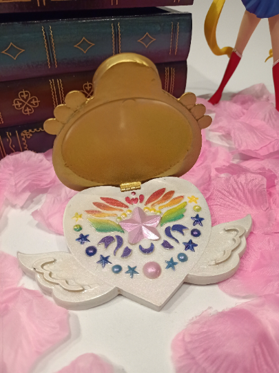 Eternal Moon Article Brooch Replica