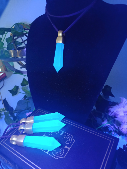 Atlantis necklace Replica Crystal Kida pendant