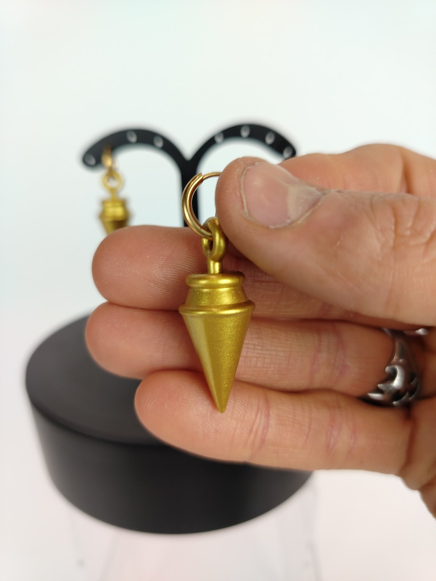 Replica Accessori Yor Forger – Orecchini, Collana e Fermacapelli (Spy x Family)