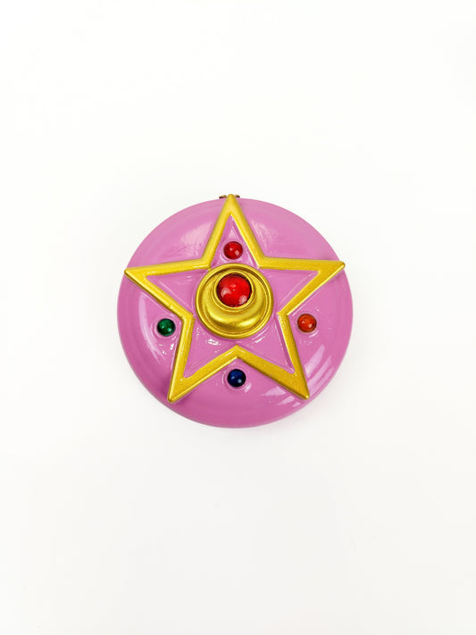 Spilla Magica Artigianale – Replica Trasformazione Guerriera 2