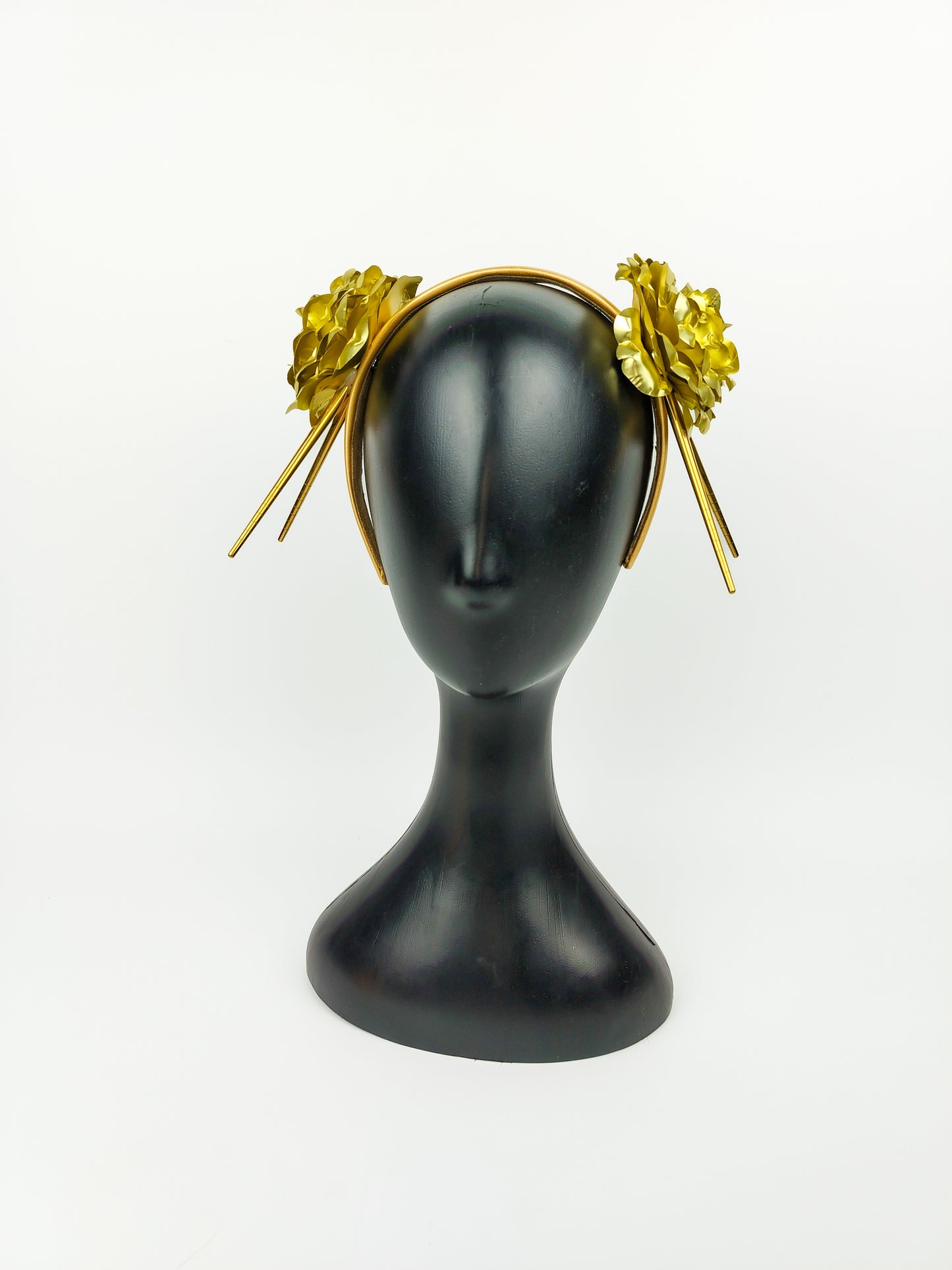 Replica Accessori Yor Forger – Orecchini, Collana e Fermacapelli (Spy x Family)